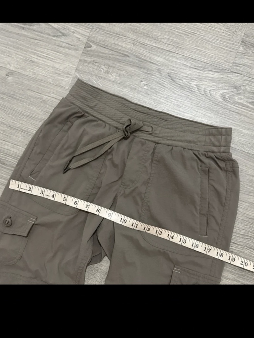 L.L. Bean XS Vista Camp Pants, Quick Dry Straight-Leg Cargo Dk. Taupe LNC $89 - Picture 10 of 12
